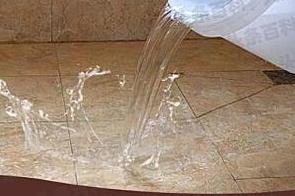 萨迦漏水维修 免砸砖防水材料该如何施工